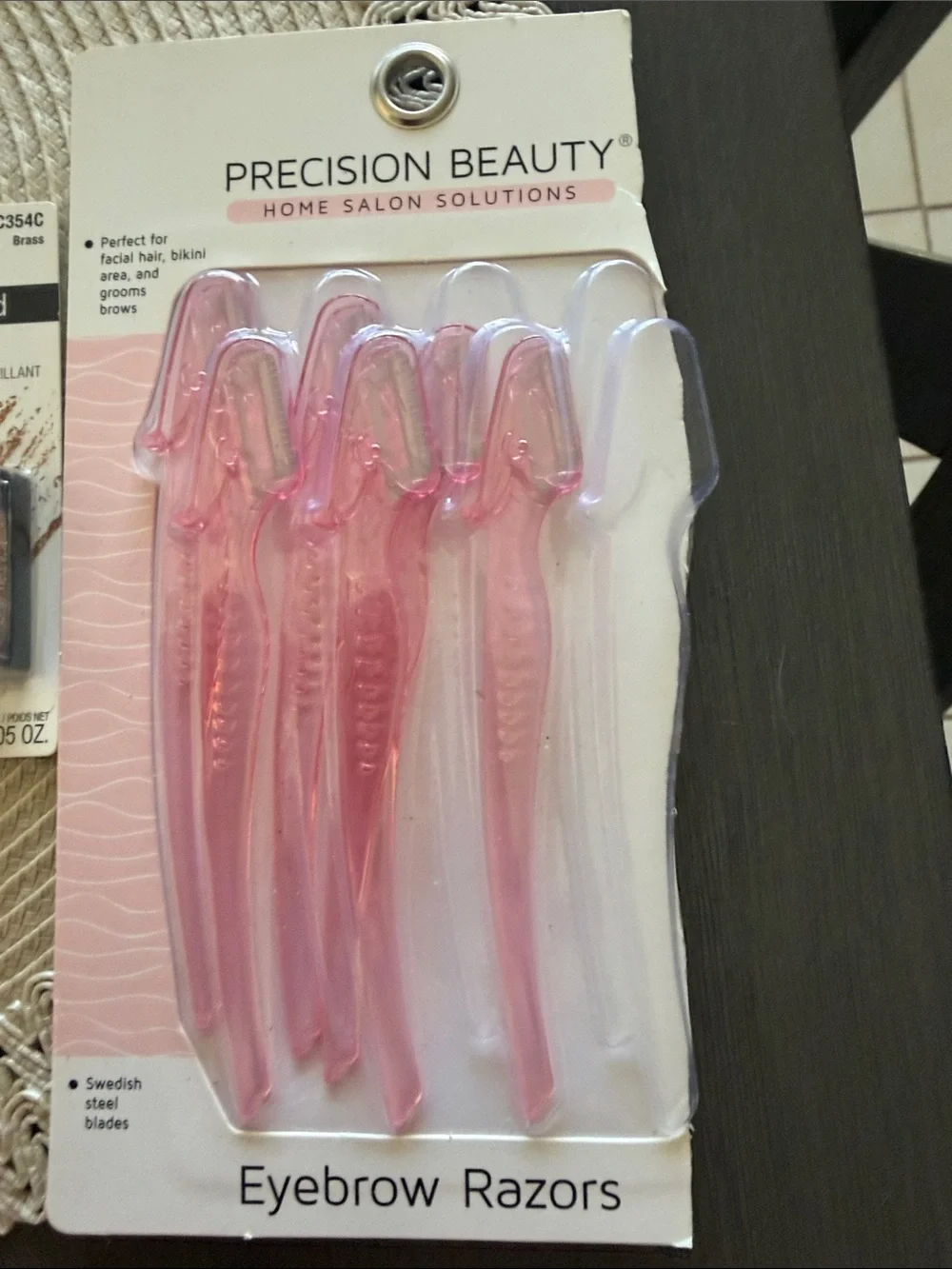 Beauty Bundle with Pink Eyebrow Razors & Lashes